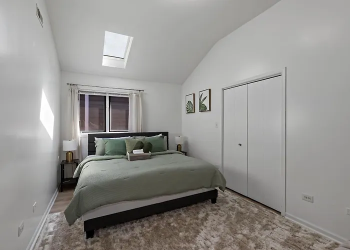 The Haven, Great Location Near Downtown, Medical District And United Center * Chicago